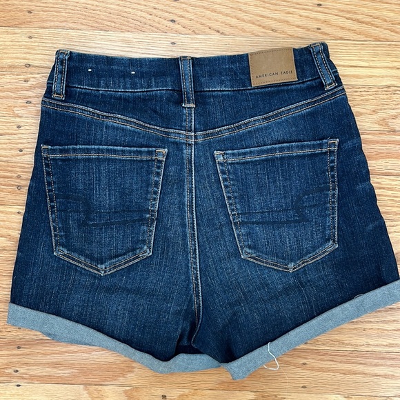 American Eagle Ne(x)t Level Stretch zip fly distressed denim shorts size 2 - Picture 4 of 4